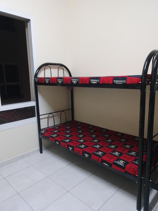 Abree Building New Hostel Дубай Екстер'єр фото