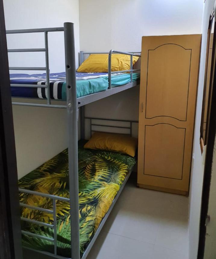 Abree Building New Hostel Дубай Екстер'єр фото