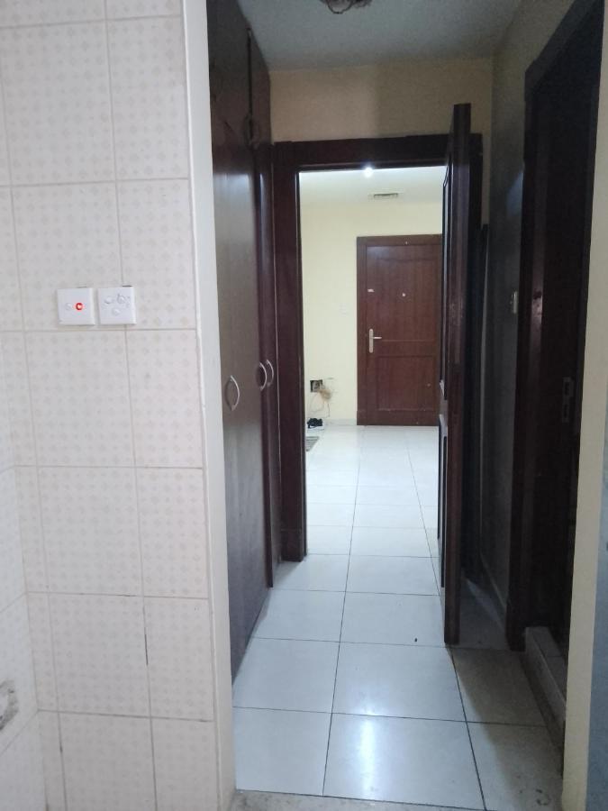 Abree Building New Hostel Дубай Екстер'єр фото